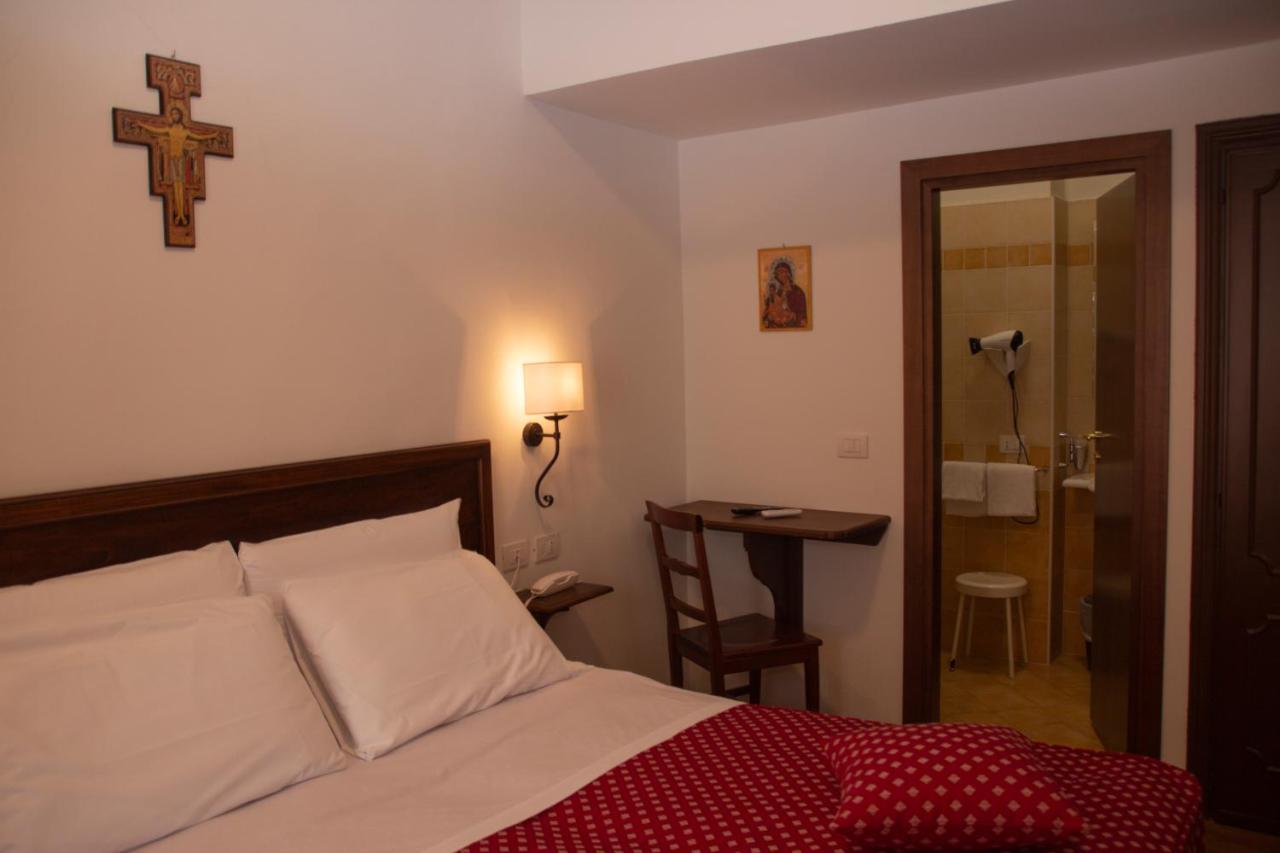 Hotel Pax Assisi Eksteriør billede